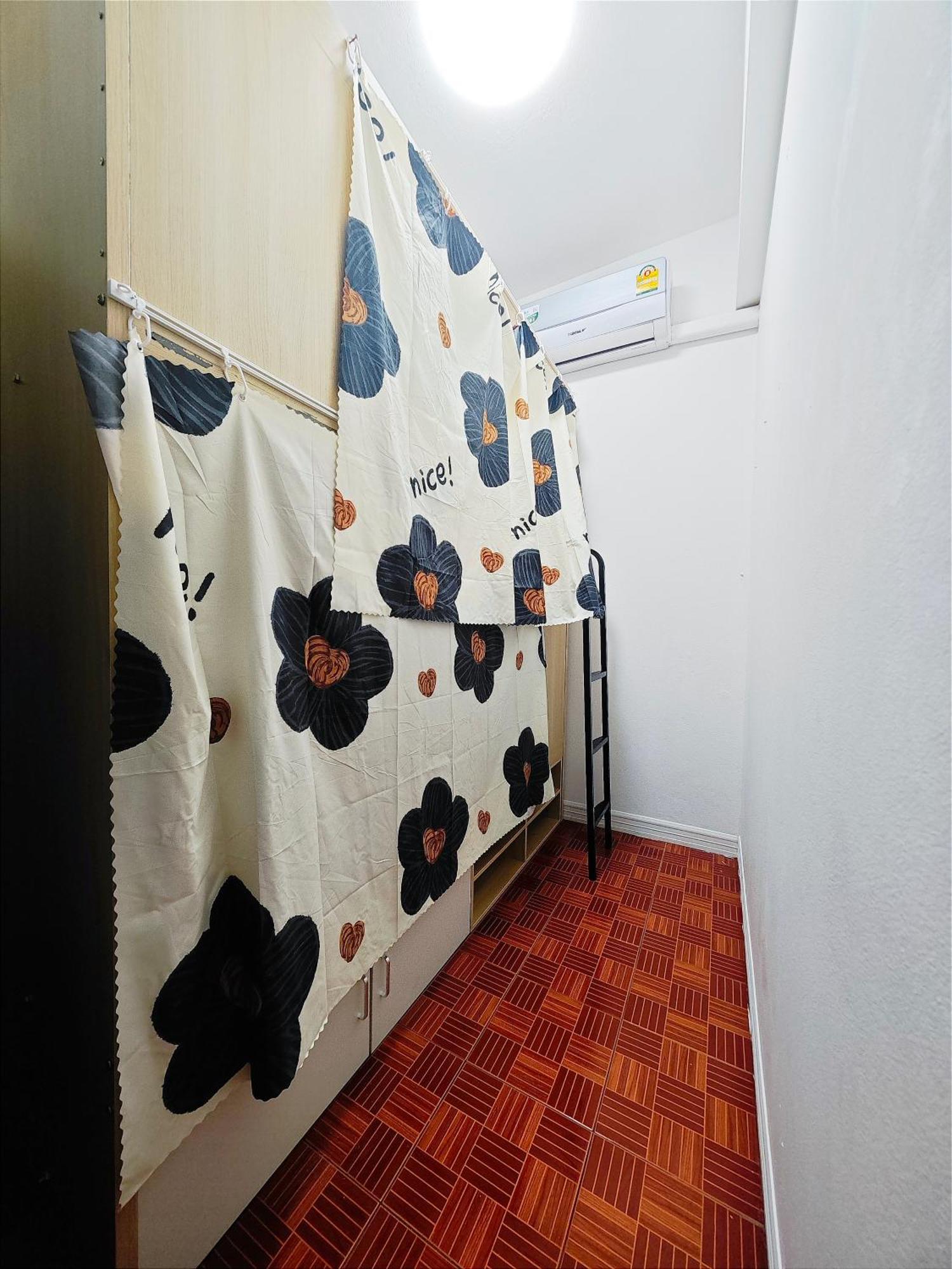 Panda Lodge Home Stay Bangkok Habitación foto